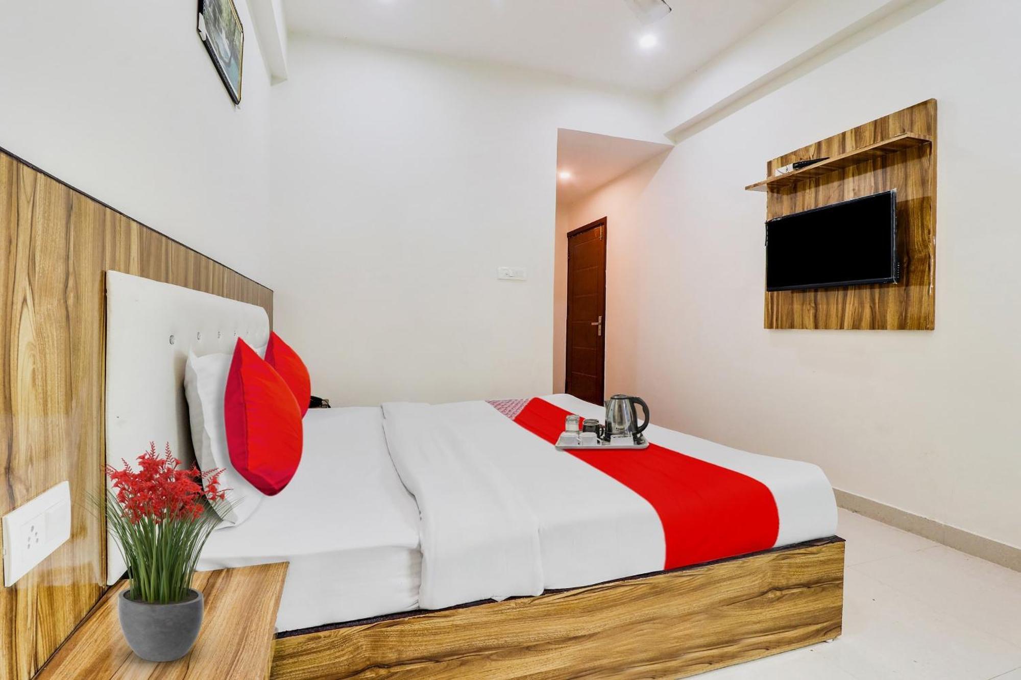 Hotel O La Plazo Харидвар Экстерьер фото