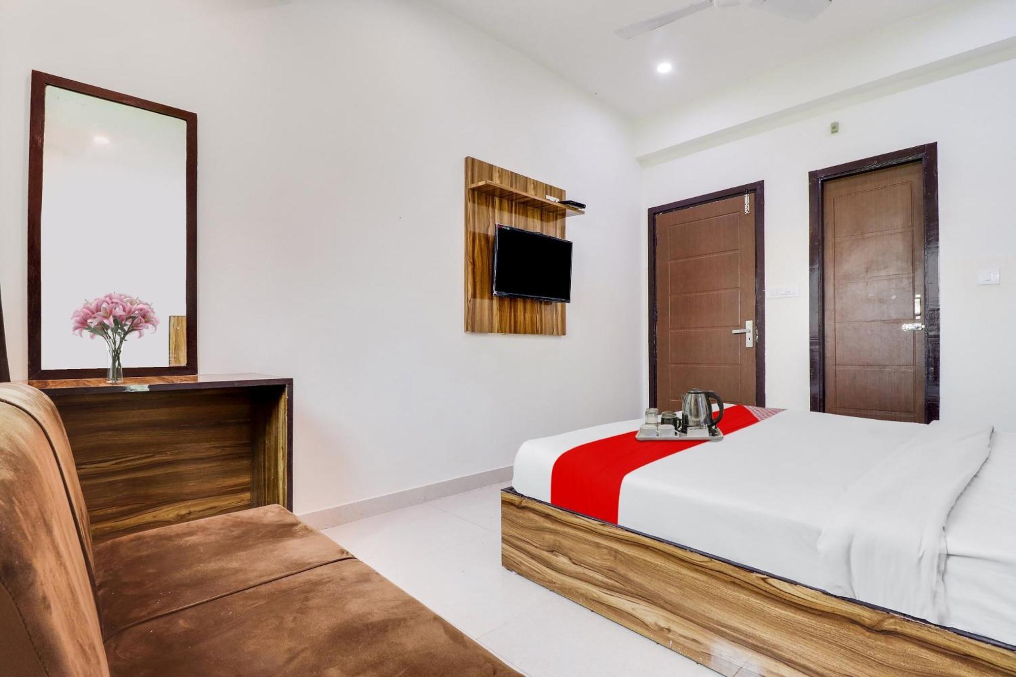 Hotel O La Plazo Харидвар Экстерьер фото